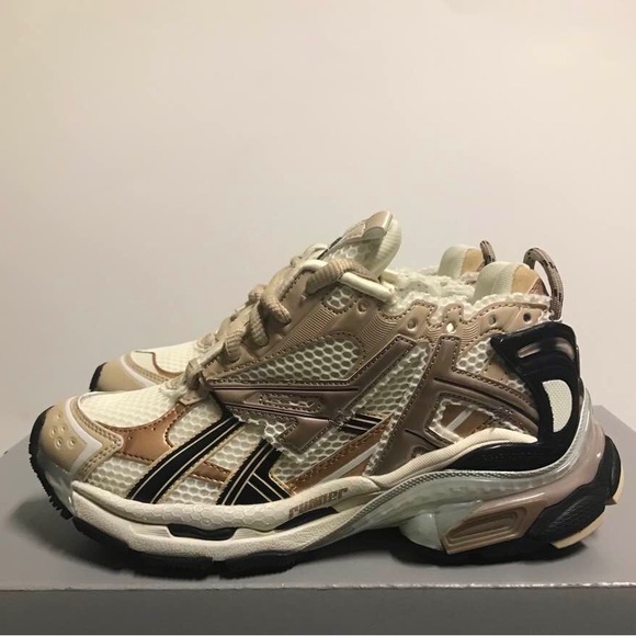 Track Sneakers Gold Brown White Low Top Size 36 US 6 Runner Trainer Platform - Picture 1 of 10